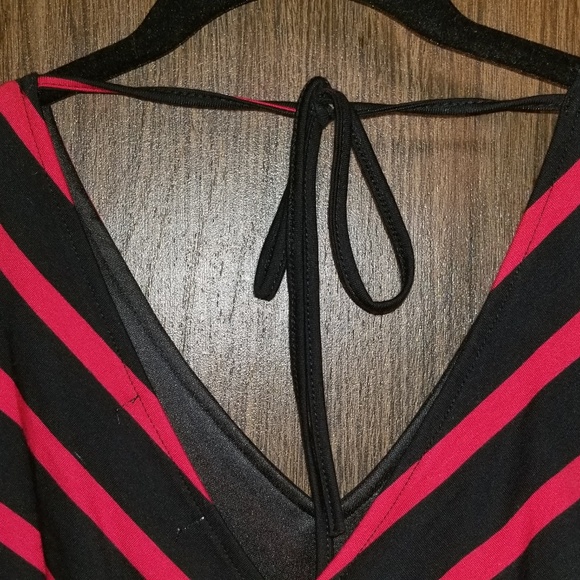 No Hesitations Black & Red Maxi Dress - Picture 2 of 2